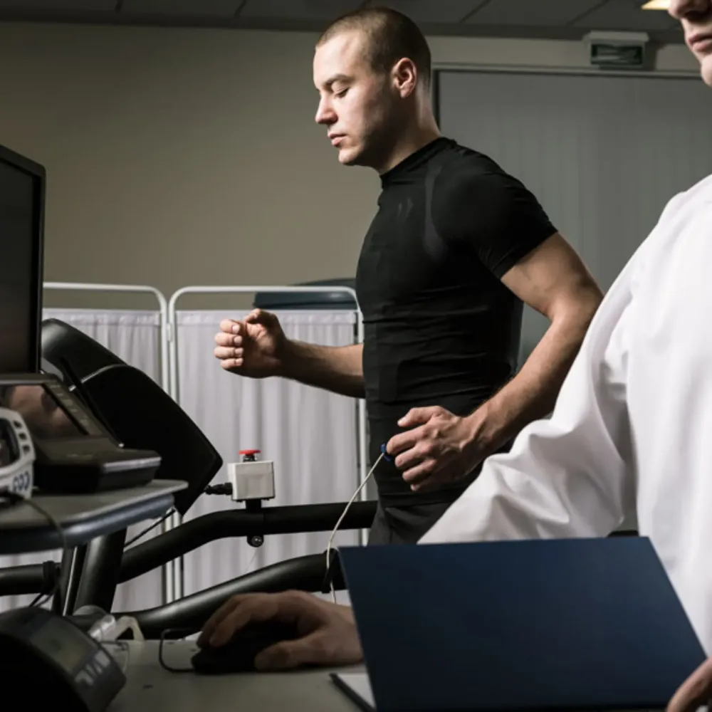 Treadmill stress test
